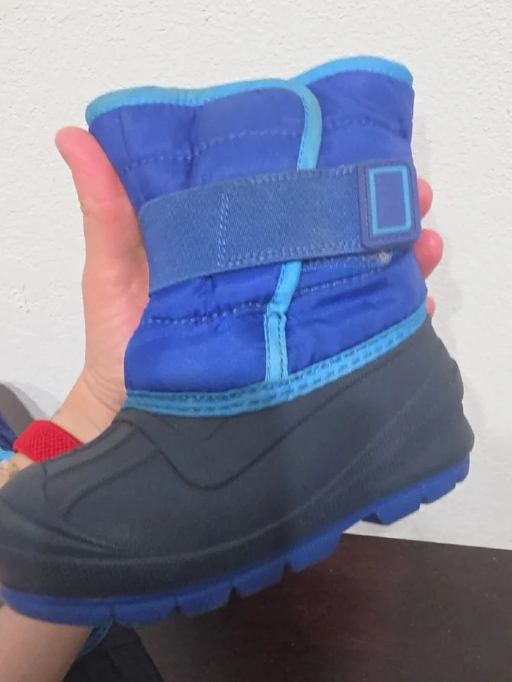 Cat & Jack Blue & Teal Kids Snow Boots